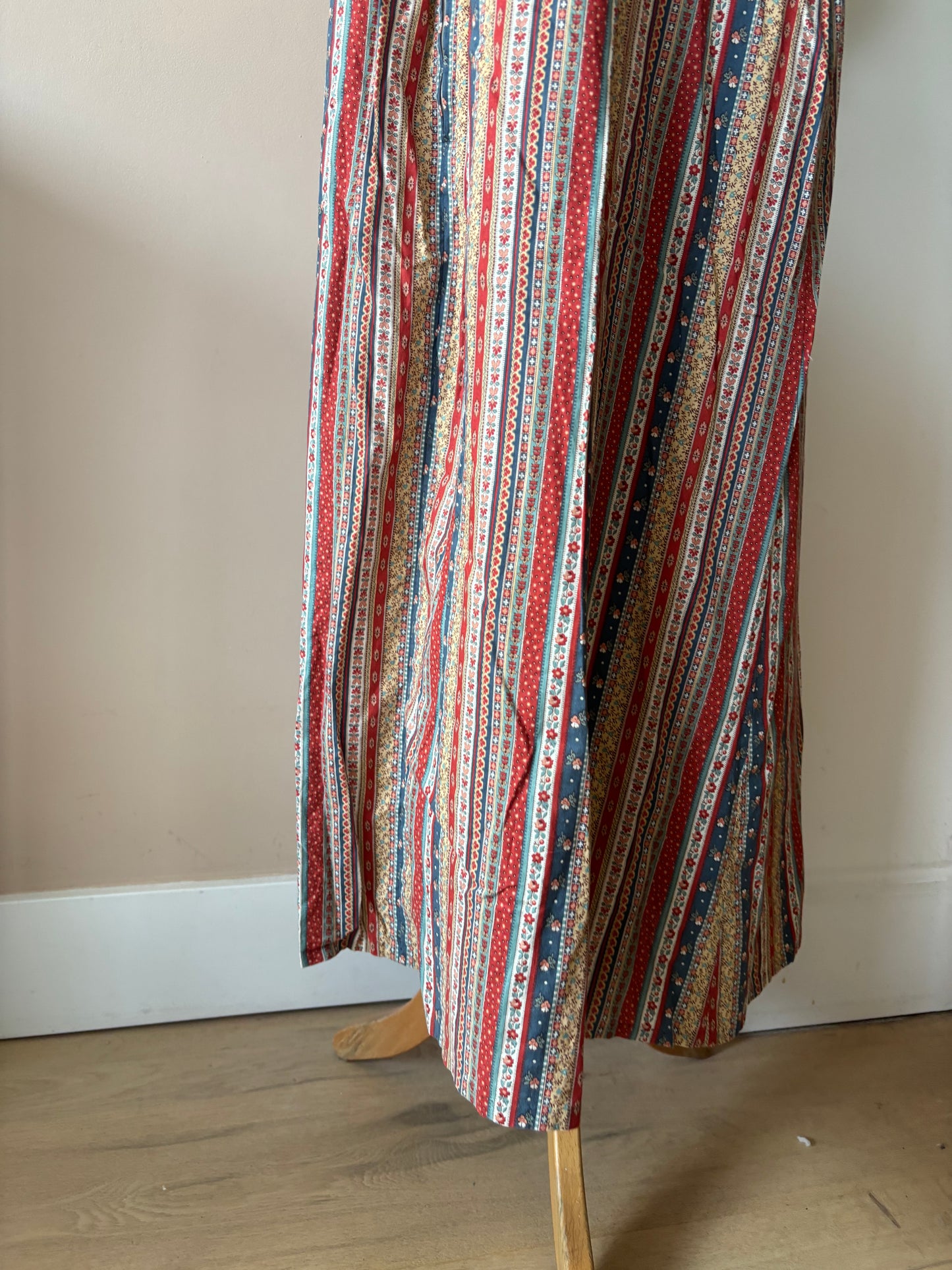 Vintage patterned maxi dress size 10/12