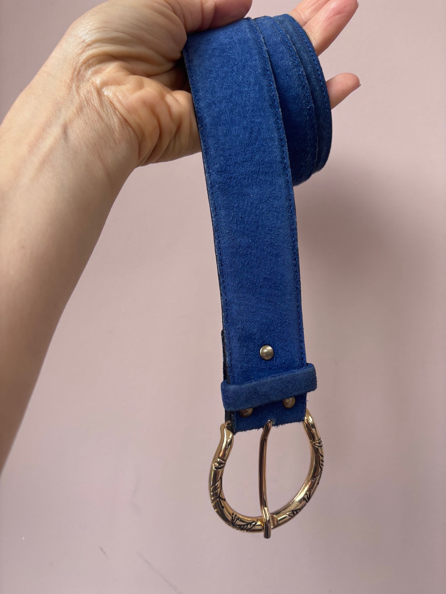 Vintage cobalt blue suede belt size S/M