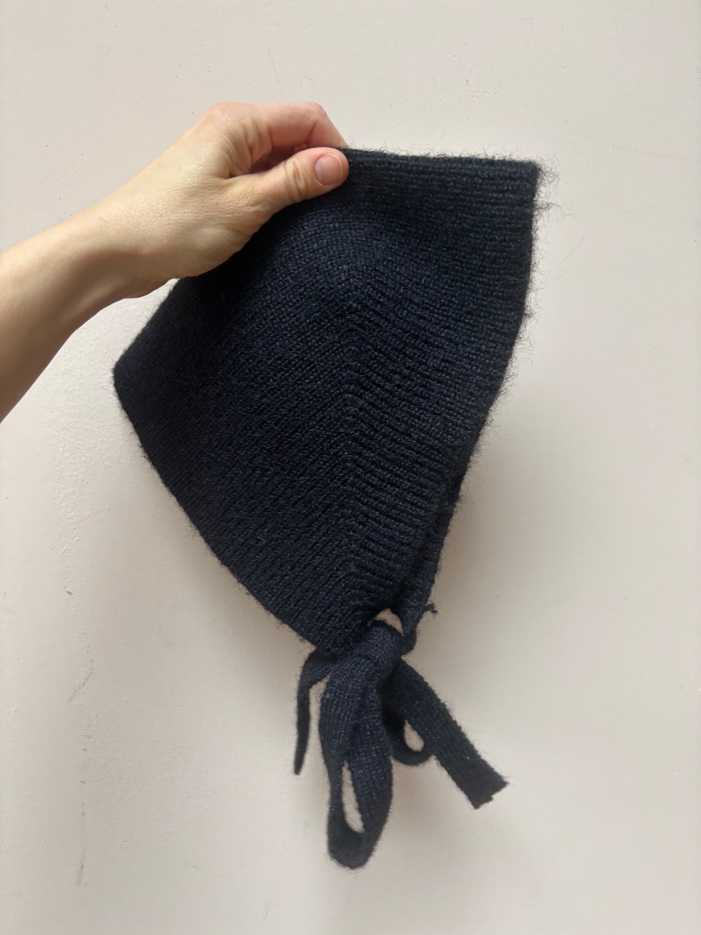 Black knitted bonnet one size