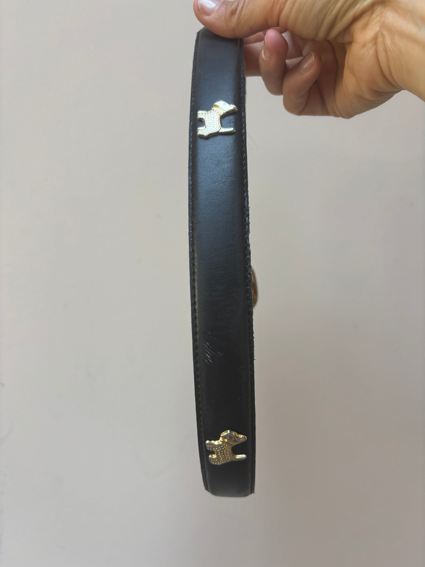 Black leather belt with dogs on size Small