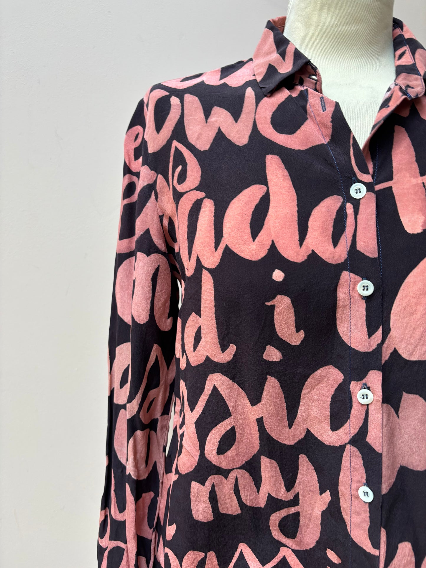 Vintage 100% silk shirt size 8/10