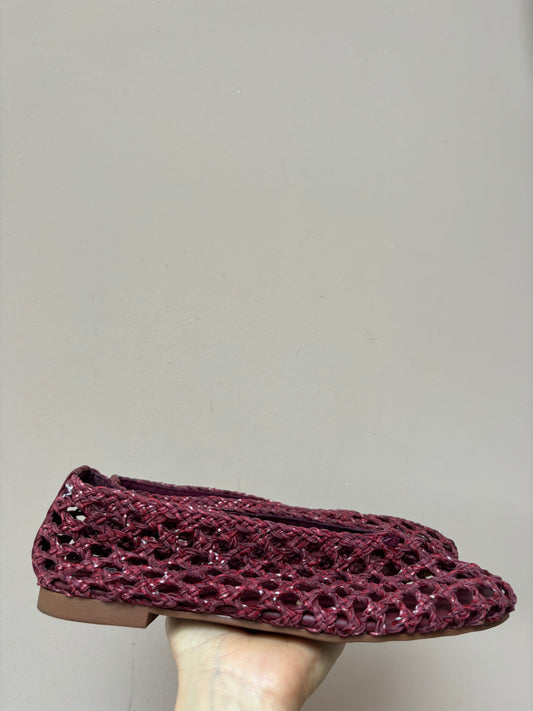Burgundy woven flats size 38 UK5