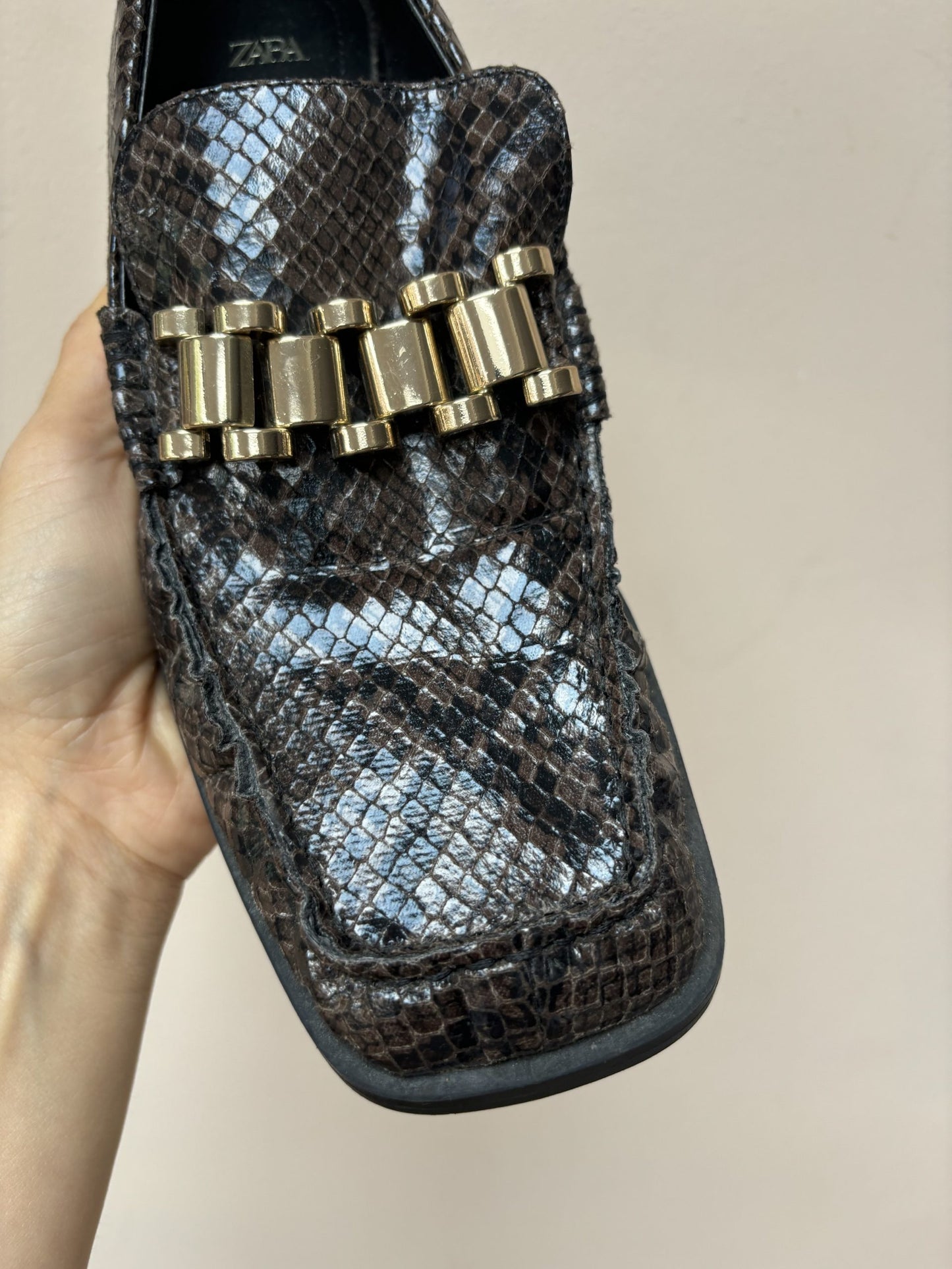 Leather snake print shoes with gold buckle uk5/6