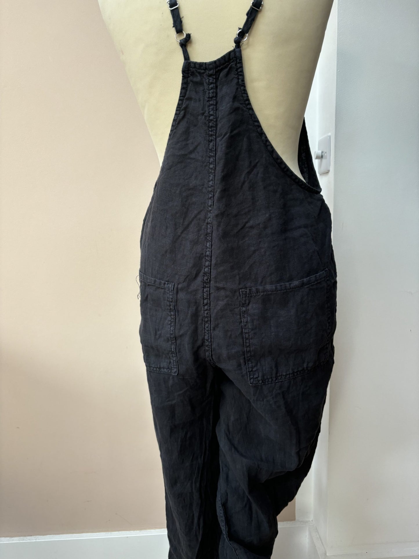 Black linen jumpsuit size S