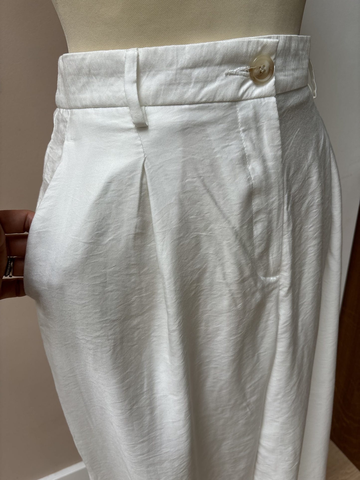 White trousers size 12