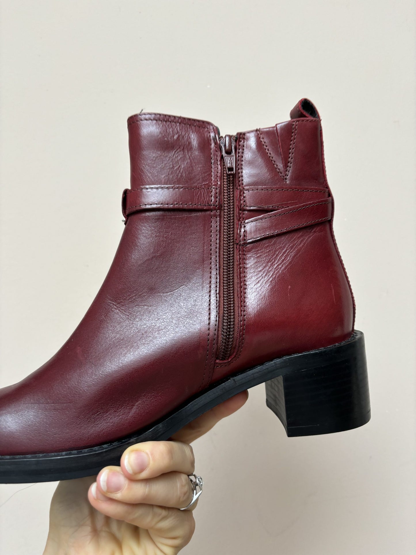 Burgundy leather boots size UK5.5