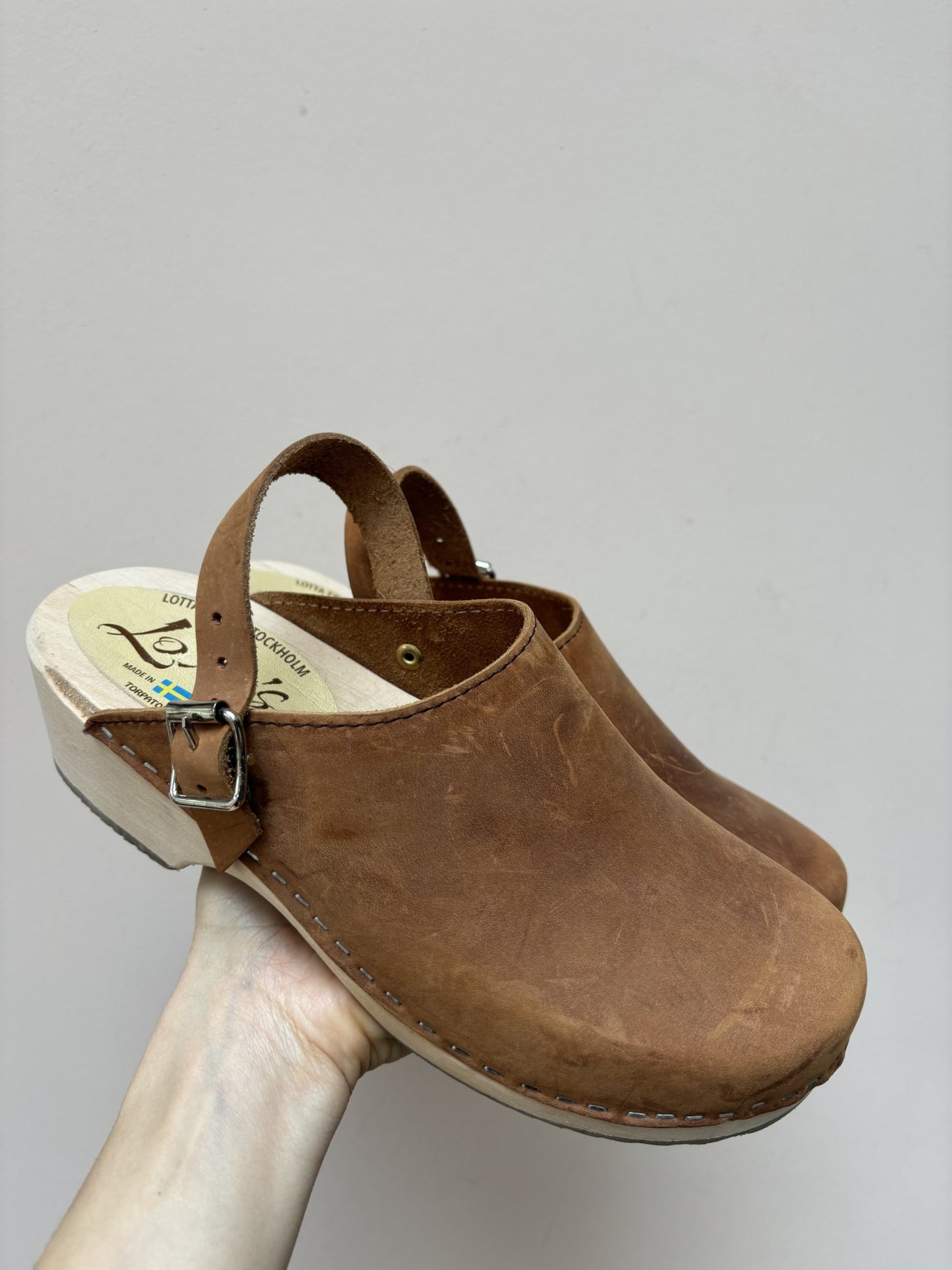 Swedish tan leather clogs size UK6/7