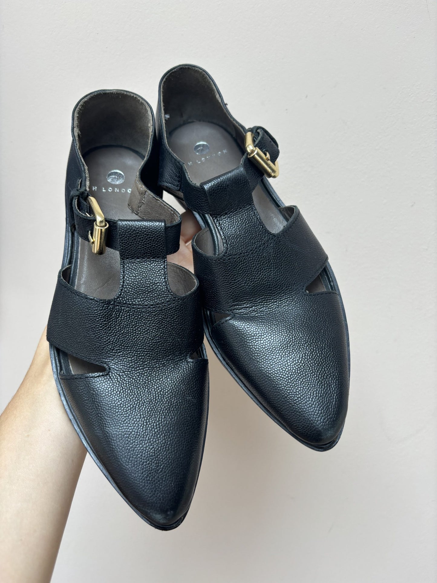 Black leather cut out flats size UK4