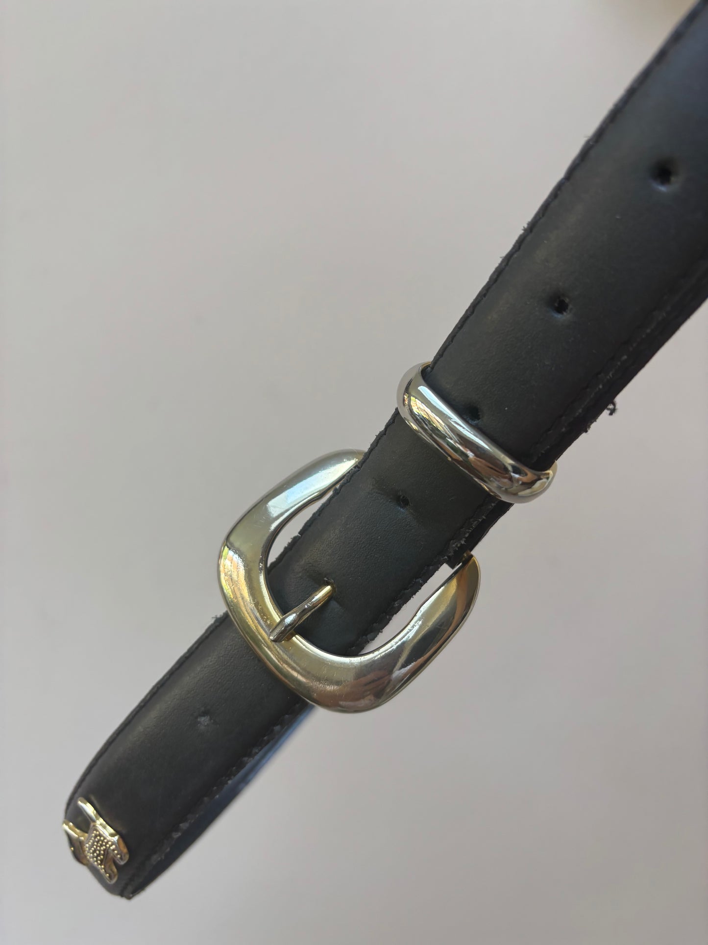 Black leather belt with dogs on size Small