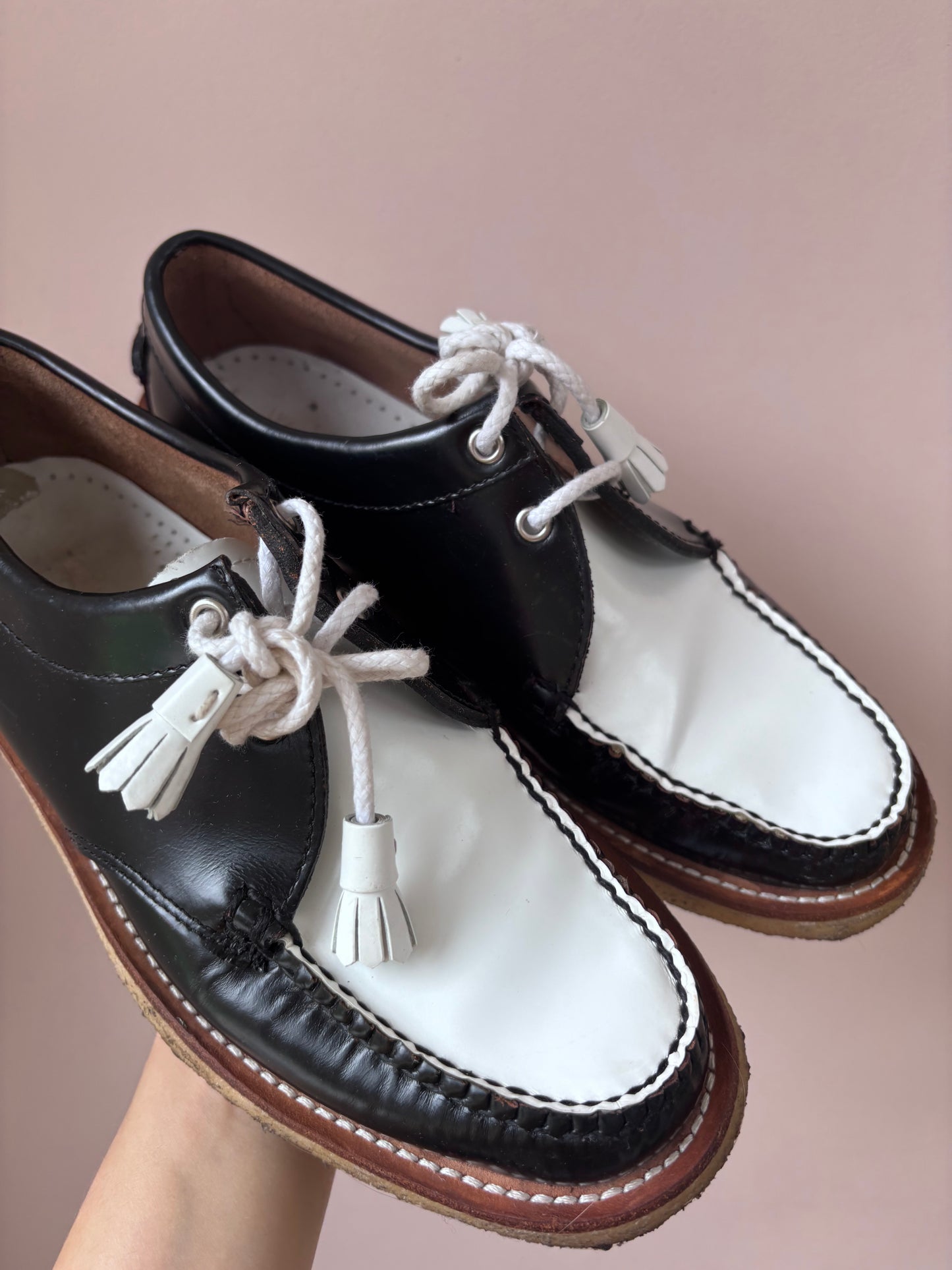 Weejuns black white loafers size UK6.5