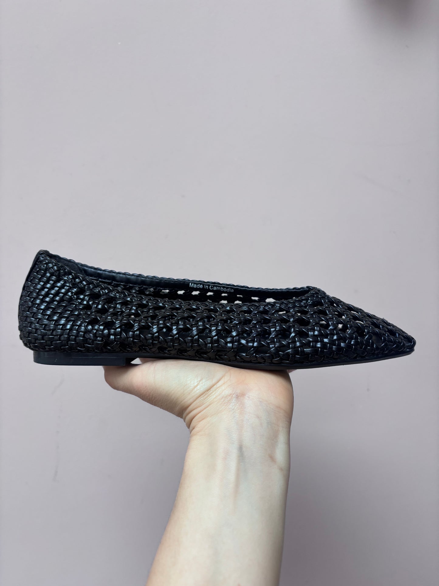 Black woven flats size 5