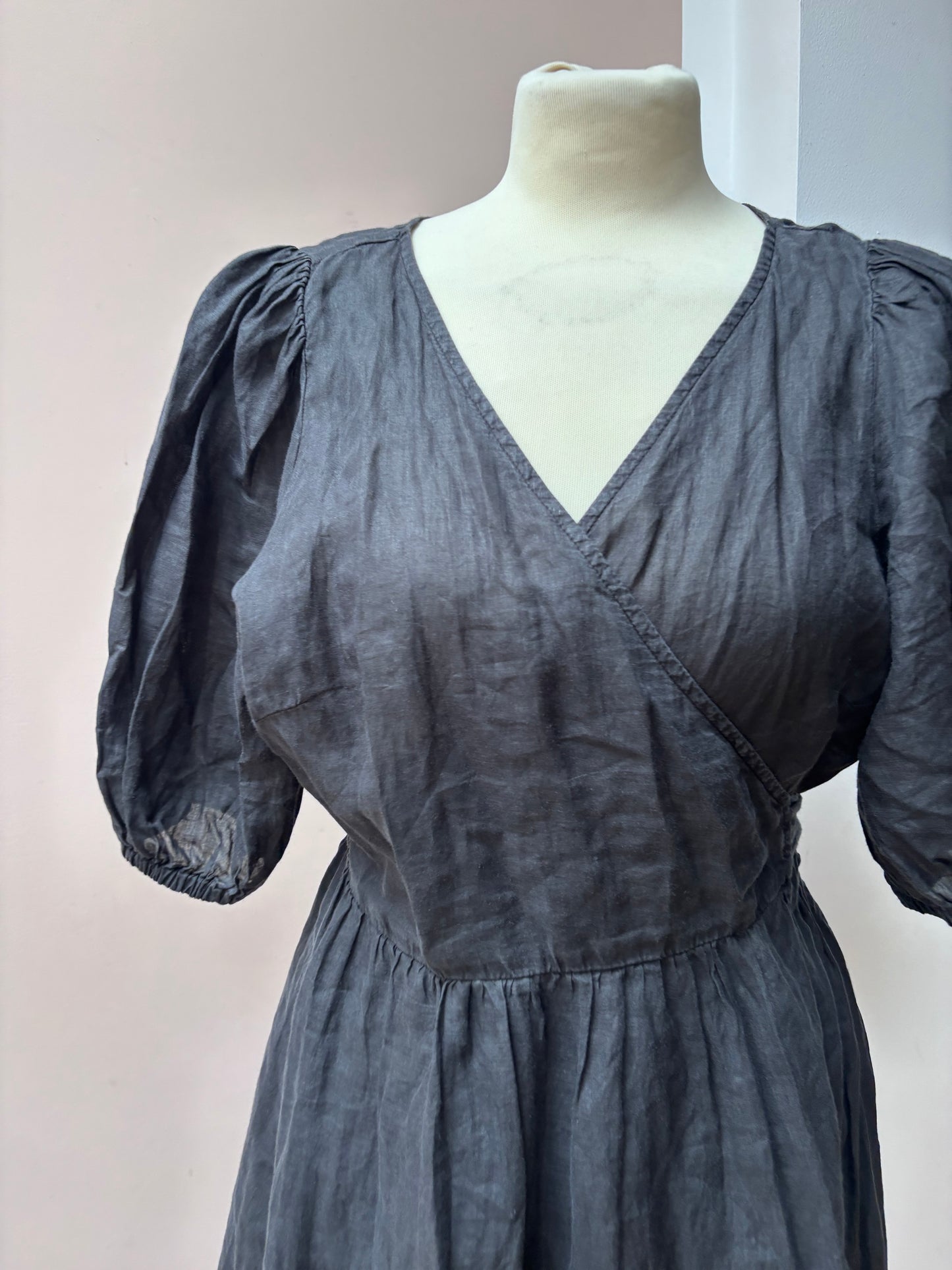 Black 100% linen wraparound puff sleeve dress size 12