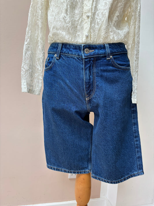 Cotton denim shorts size 8/10