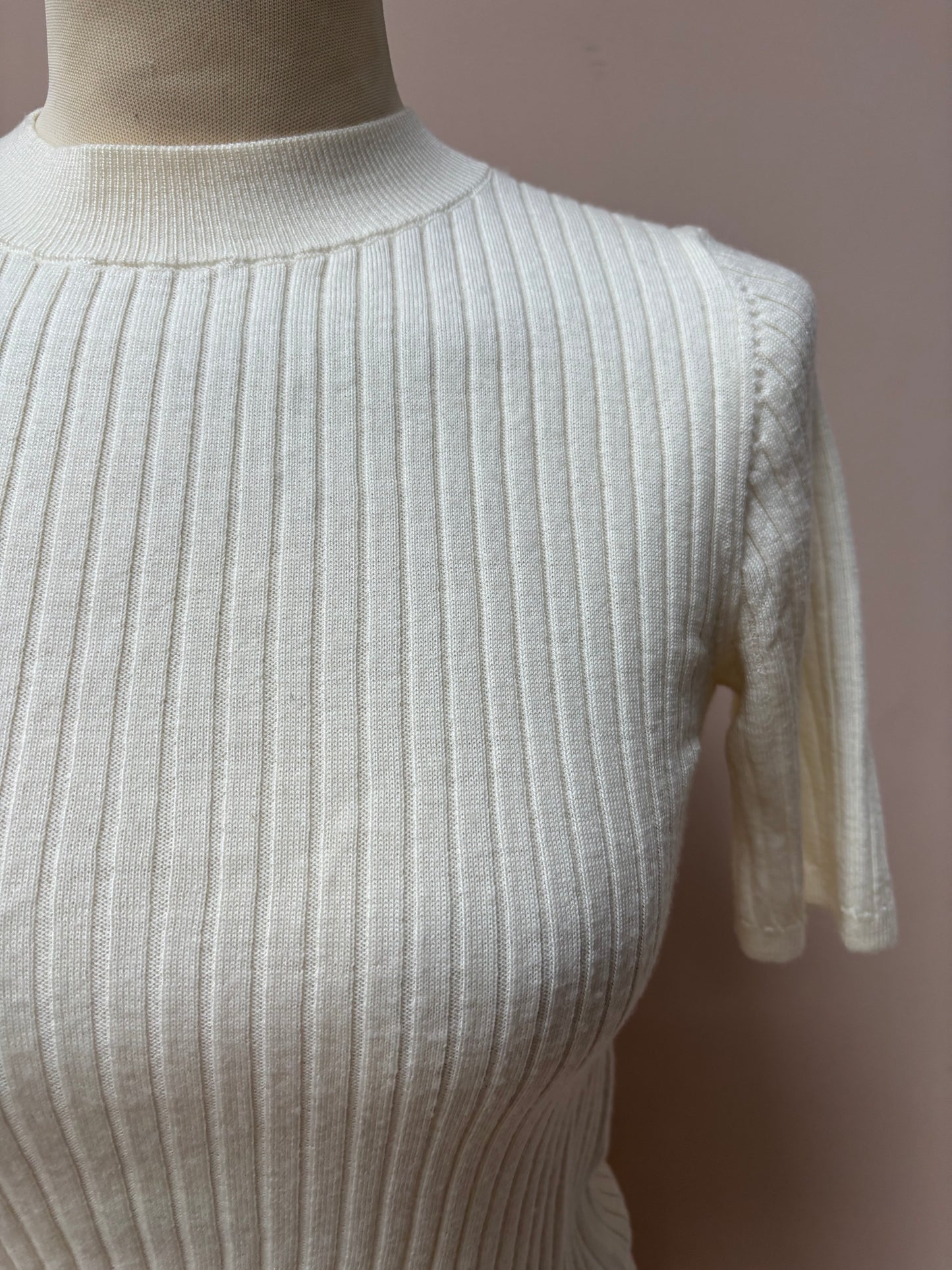 Cream 100% wool ribbed under layer size S/M