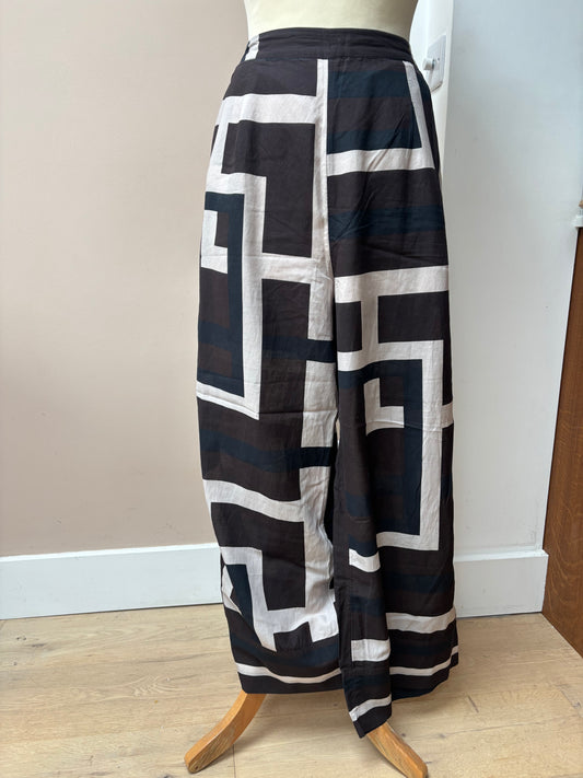 Wide leg light cotton trousers size 14