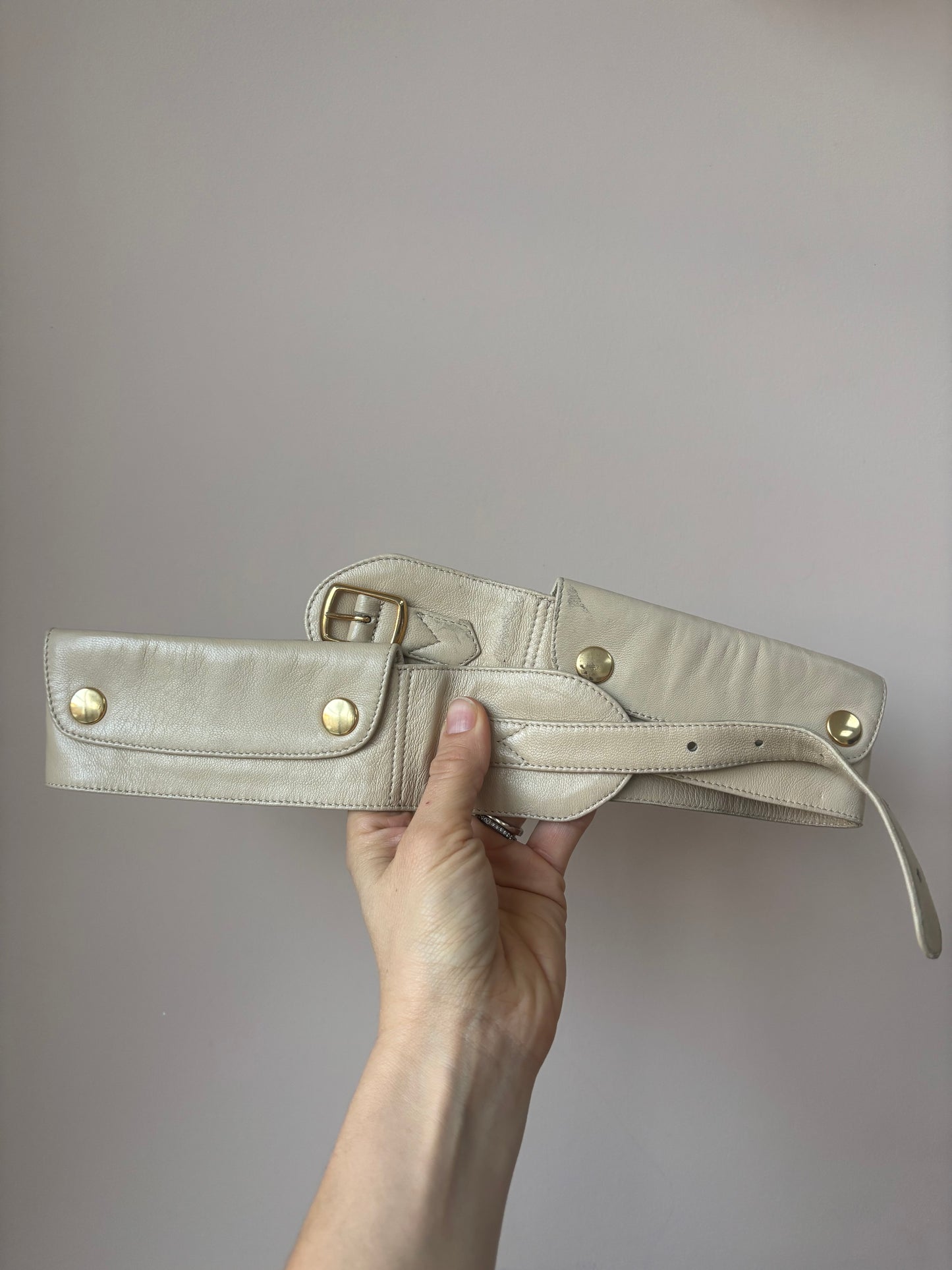 Vintage cream beige leather belt with pockets