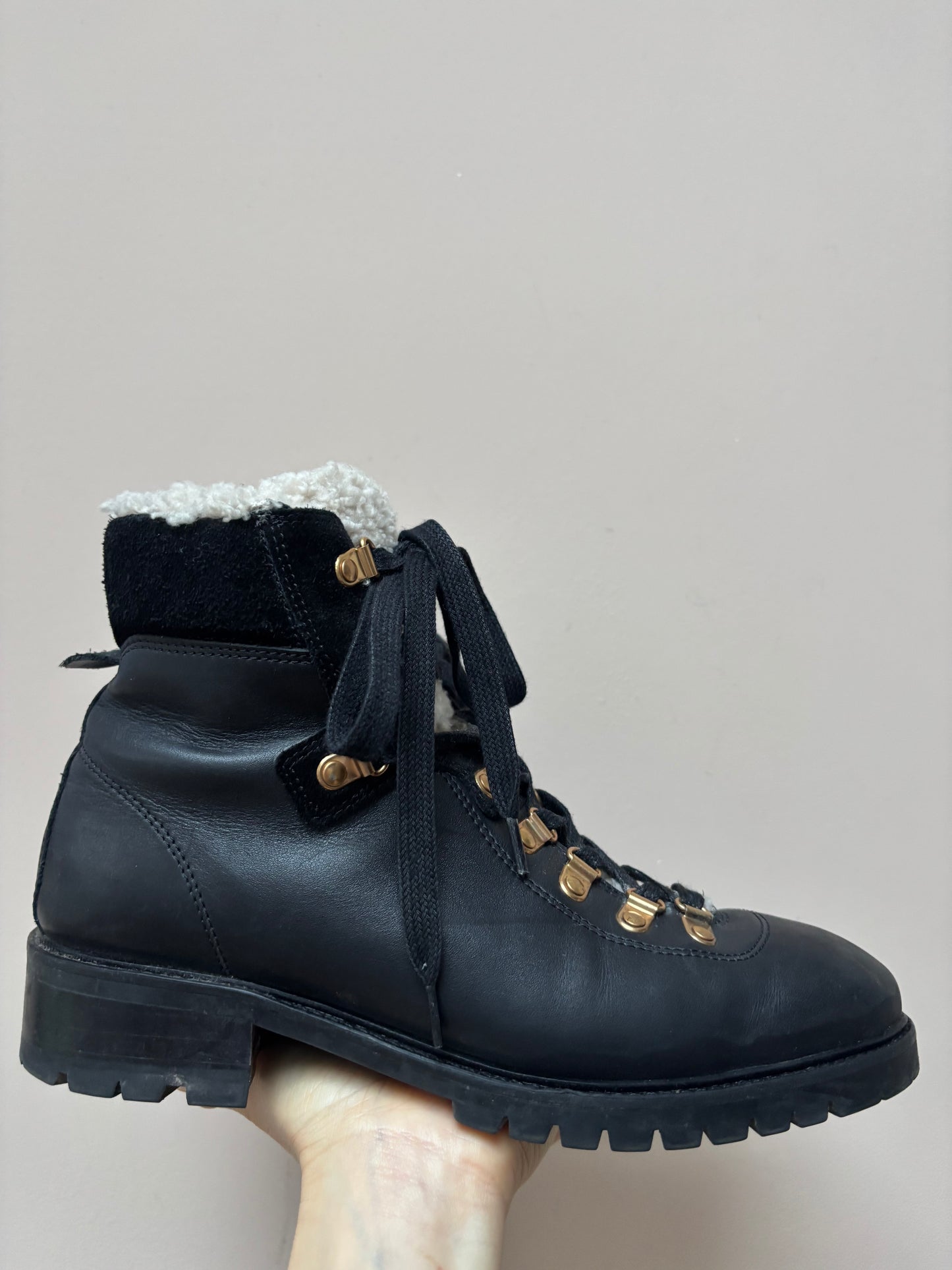 Anonymous Copenhagen black fleece lined leather boots size 41 (UK8)