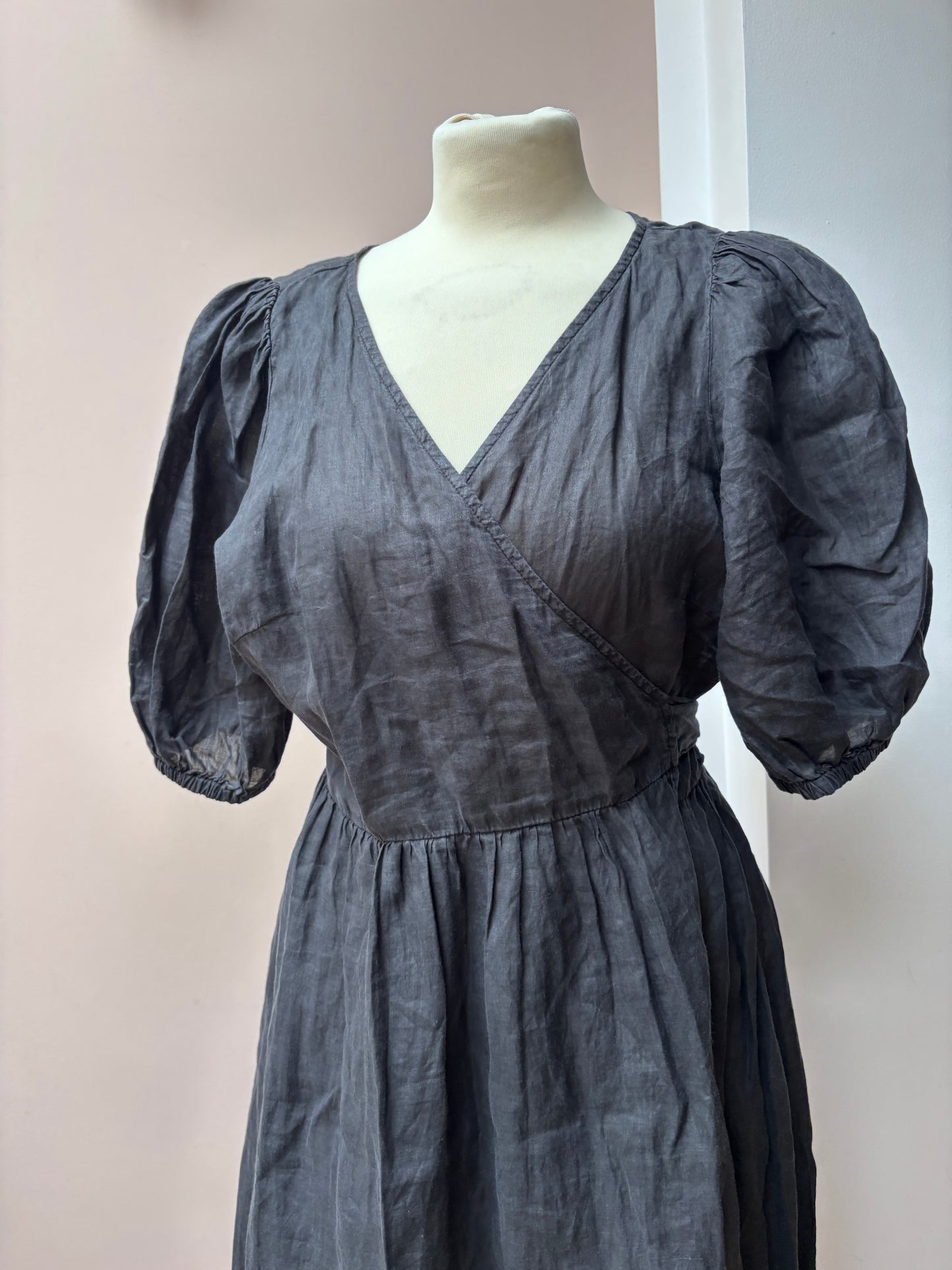 Black 100% linen wraparound puff sleeve dress size 12