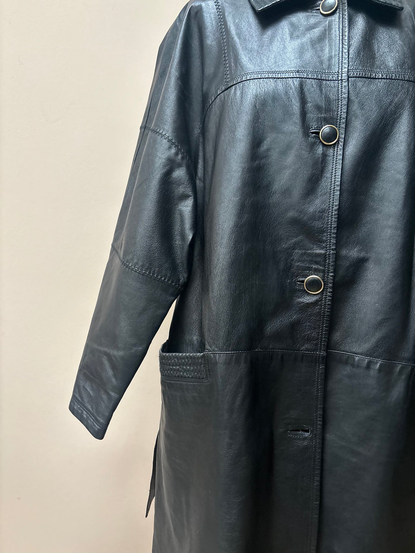 Vintage black leather jacket size 12-16