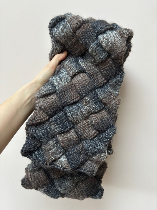 100% wool scarf