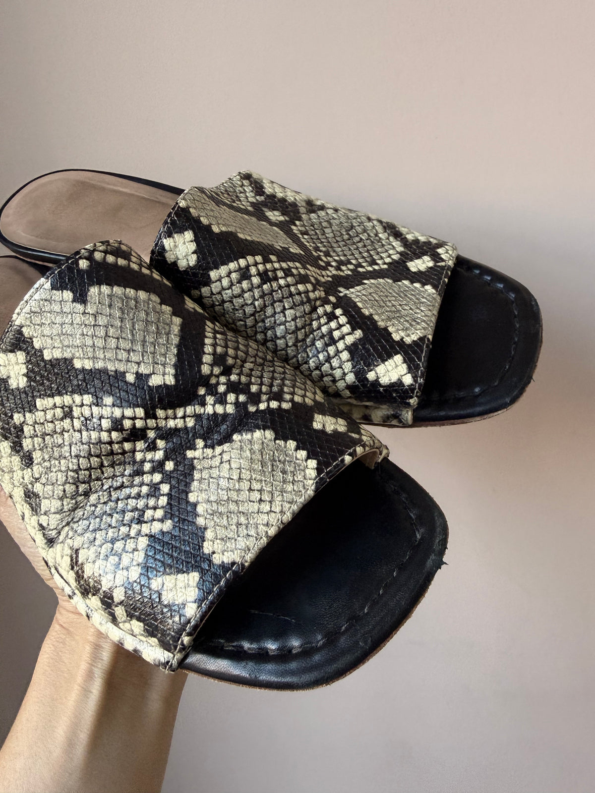 Snakeskin print leather shoes size UK5