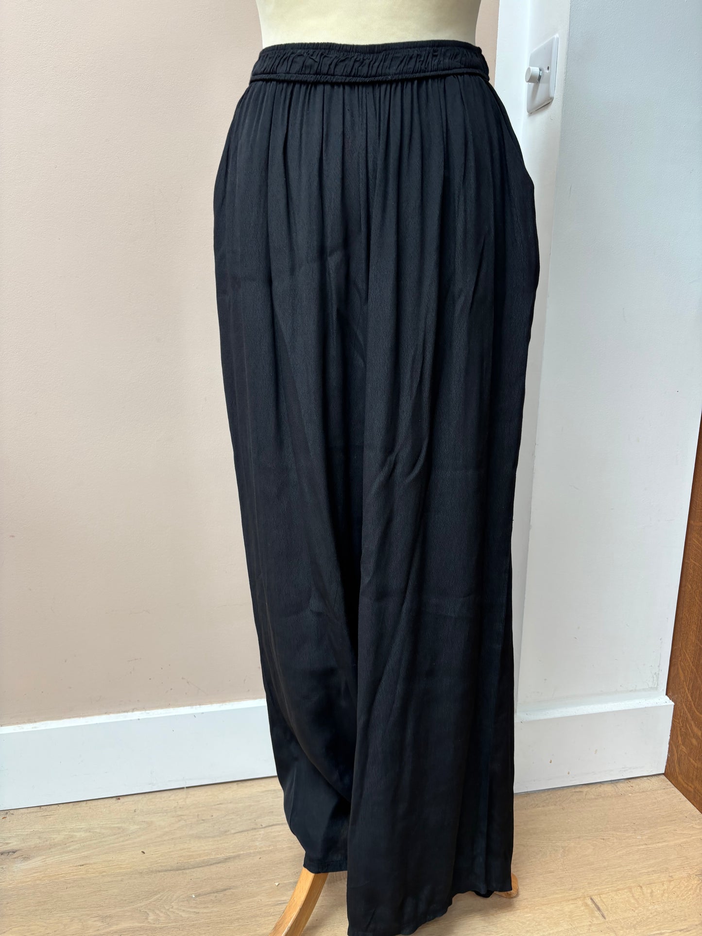 Black loose trousers size 10