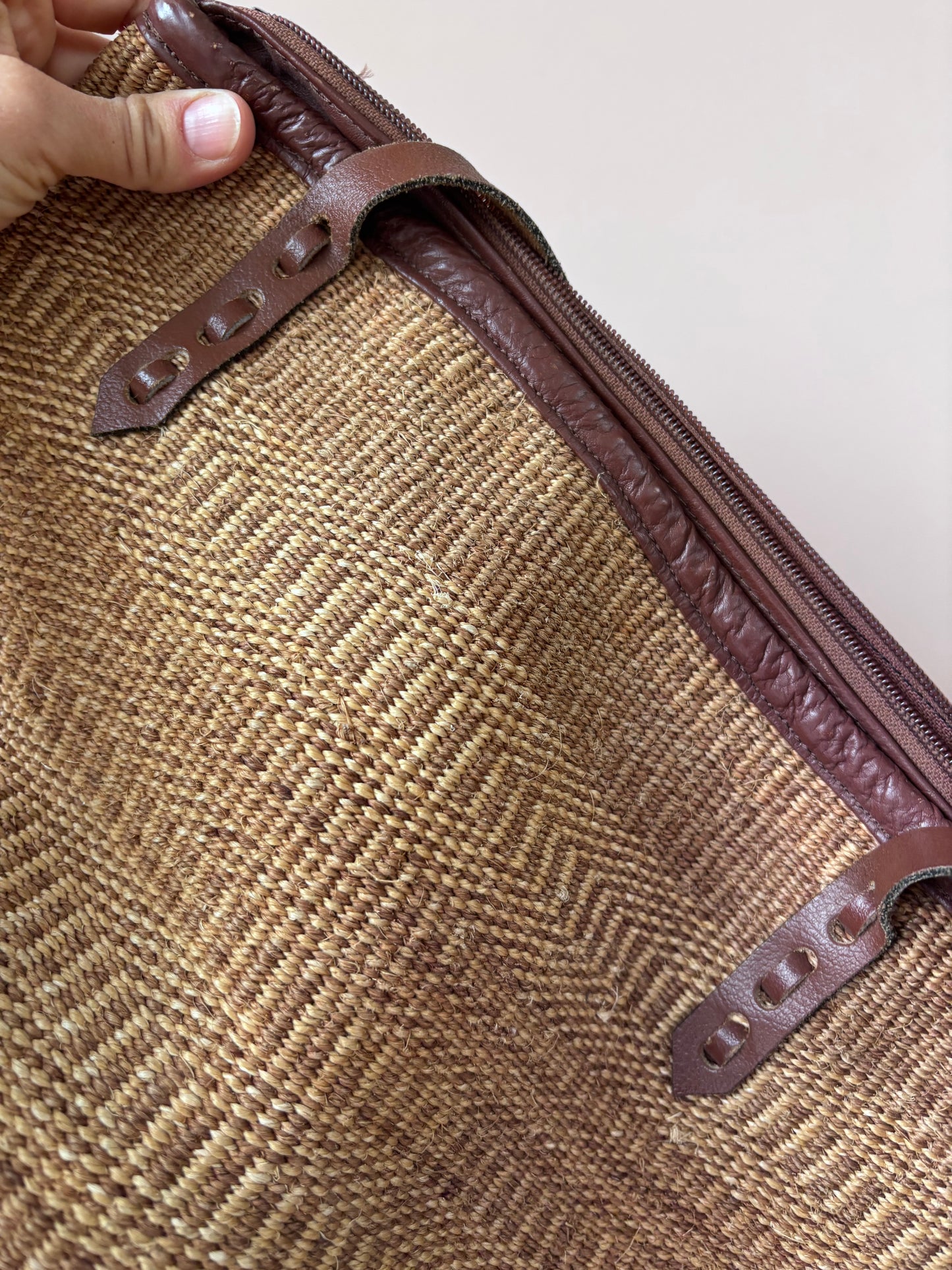 Vintage sisal bucket bag with leather handles