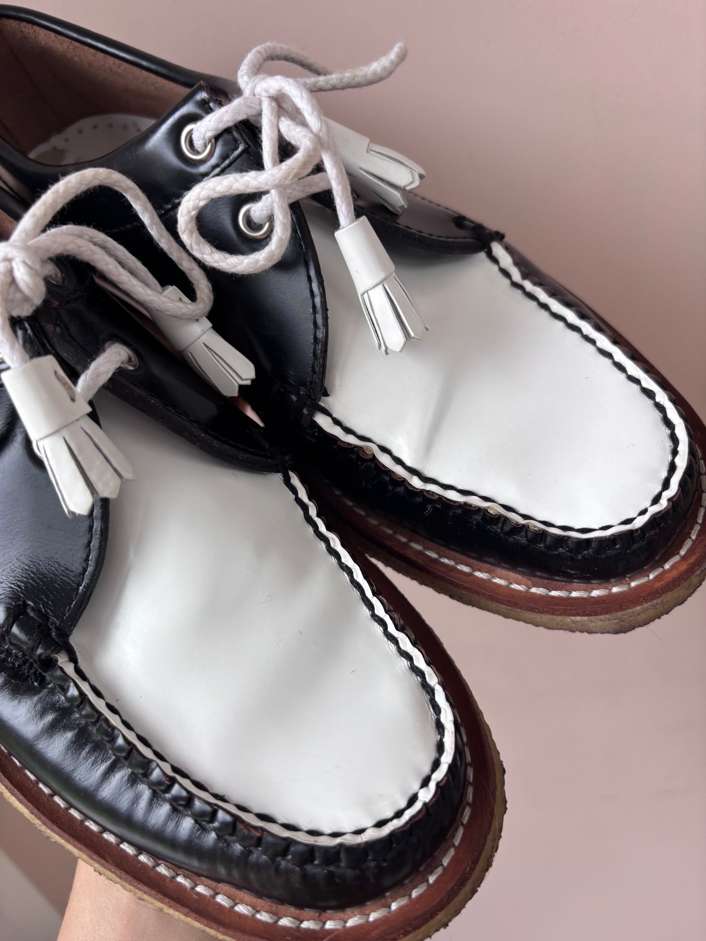 Weejuns black white loafers size UK6.5