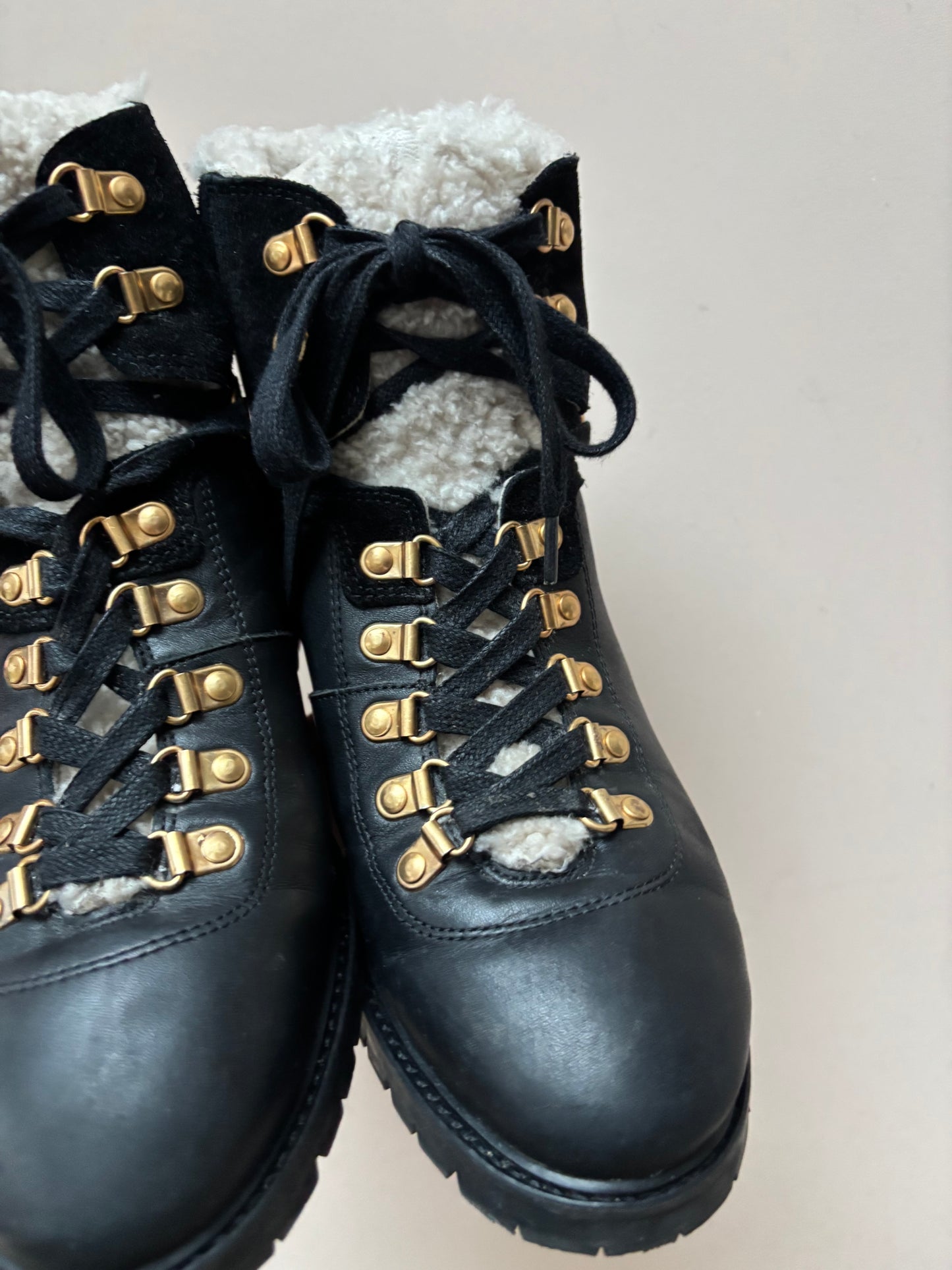 Anonymous Copenhagen black fleece lined leather boots size 41 (UK8)