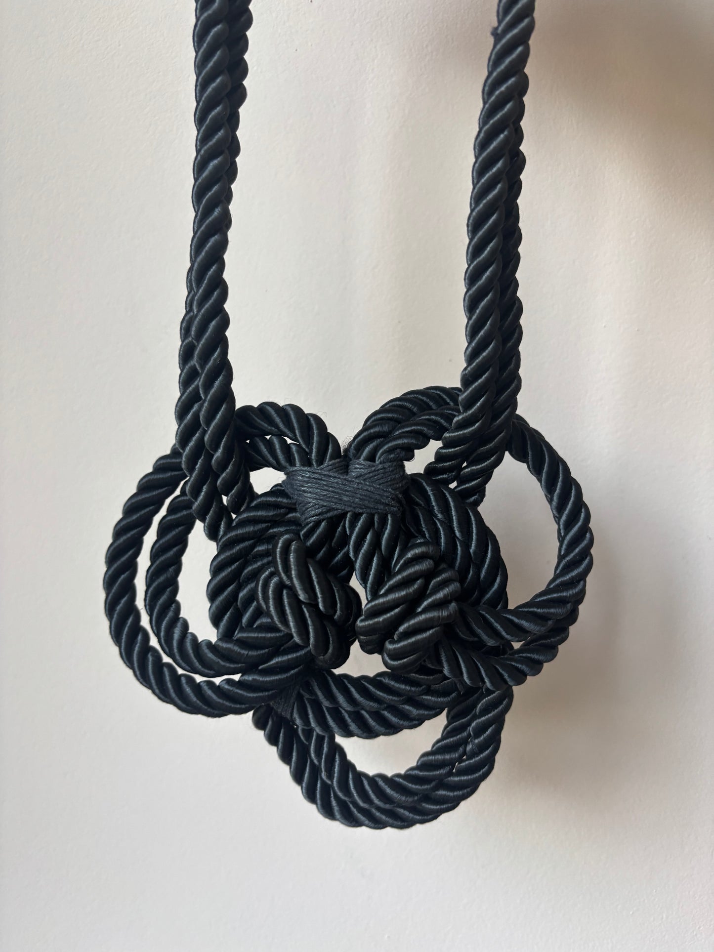 Black rope knotted oversized statement necklace
