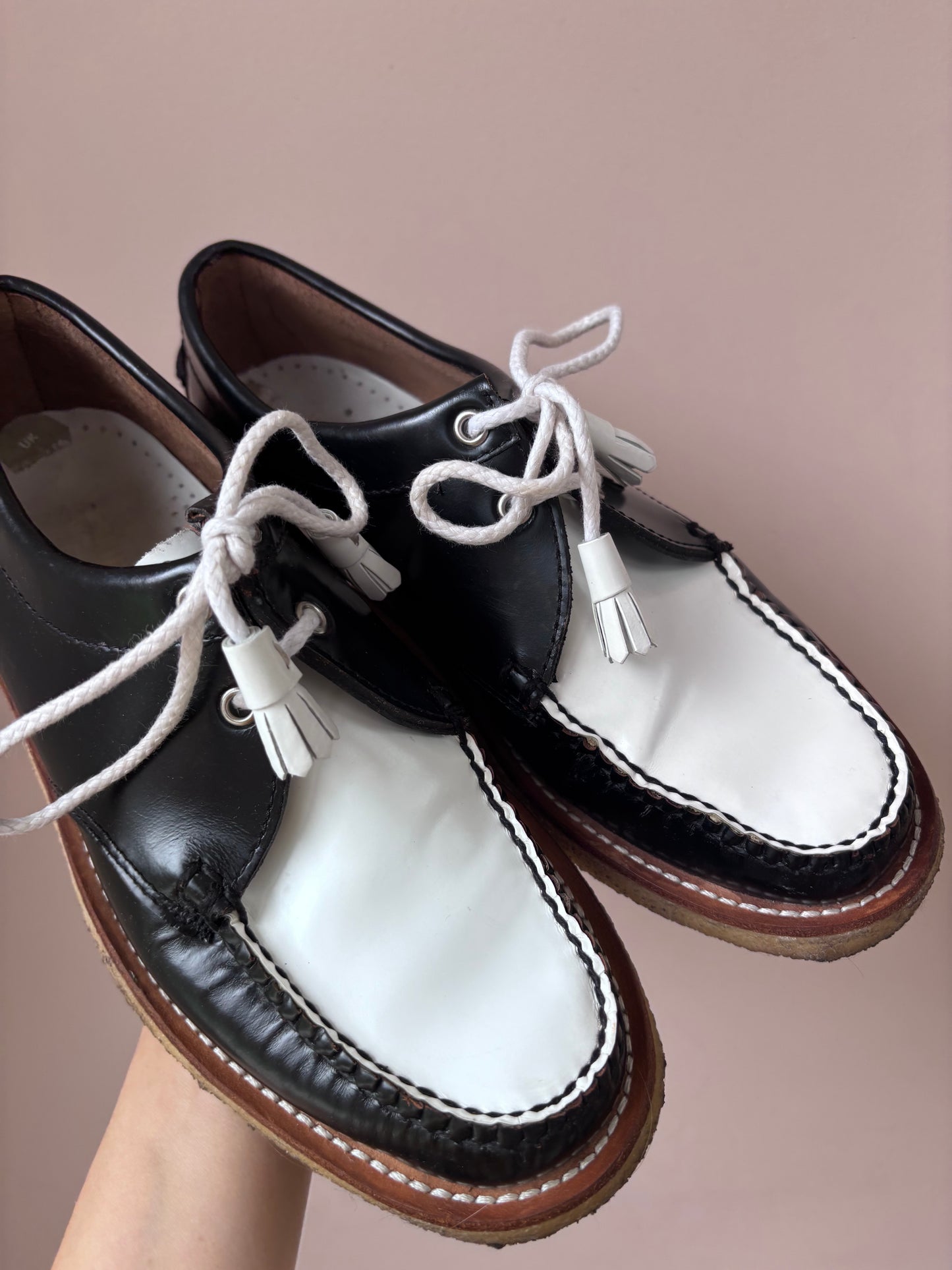 Weejuns black white loafers size UK6.5