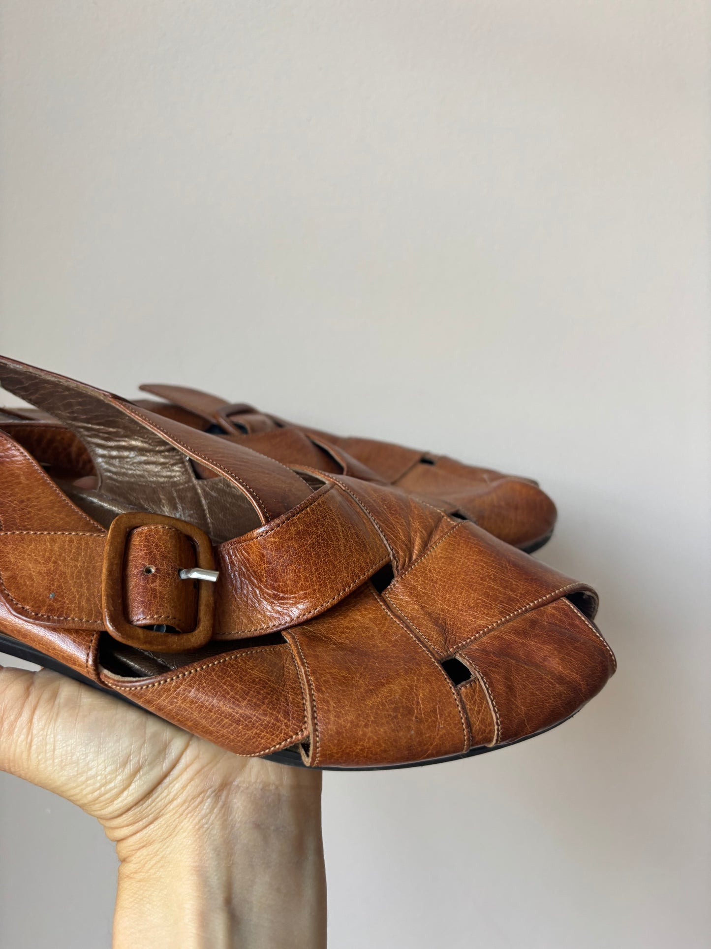 Vintage brown leather shoes size 5