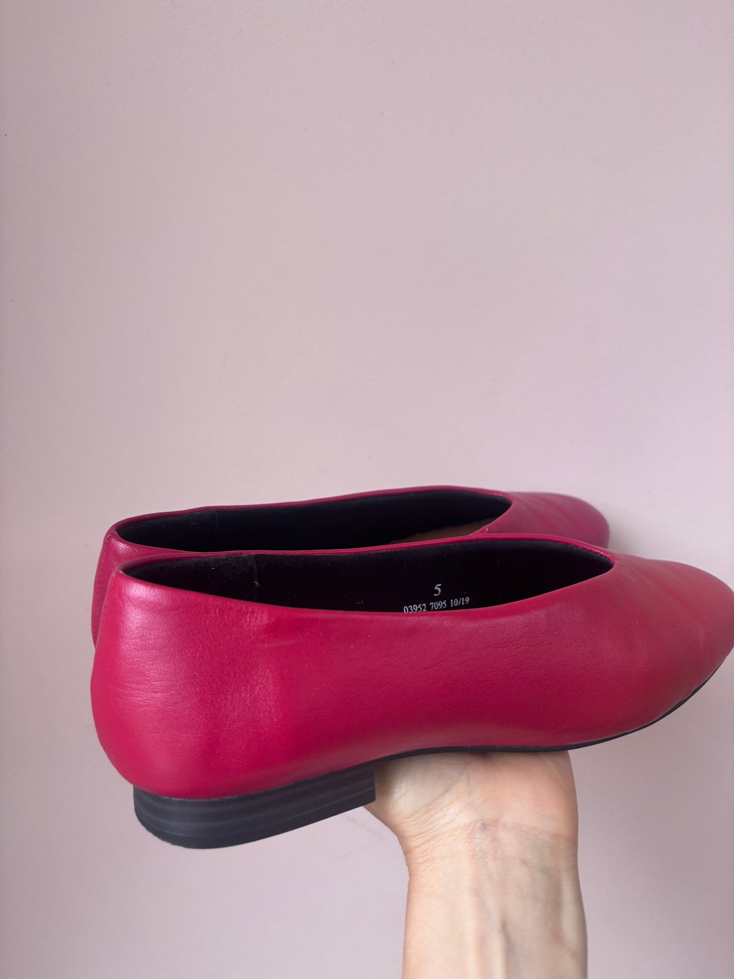 Red leather ballet flats size UK5