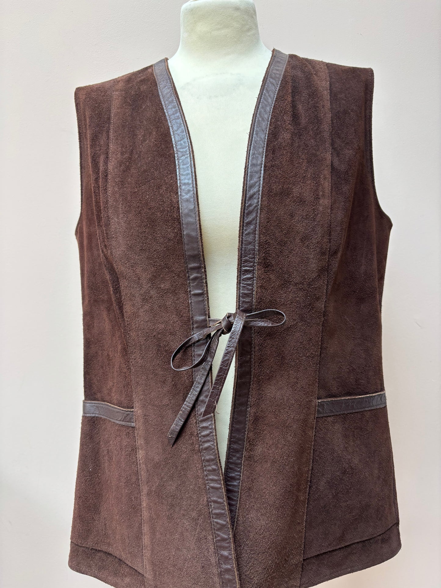 Vintage brown suede waistcoat size Medium
