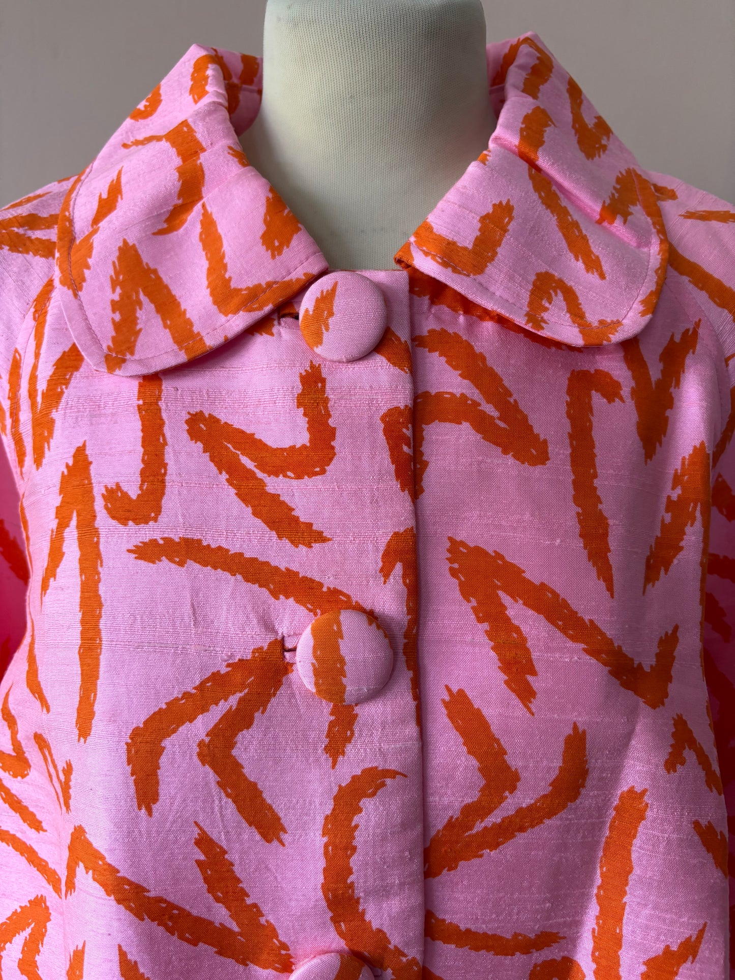 Bright 100% silk jacket size Large