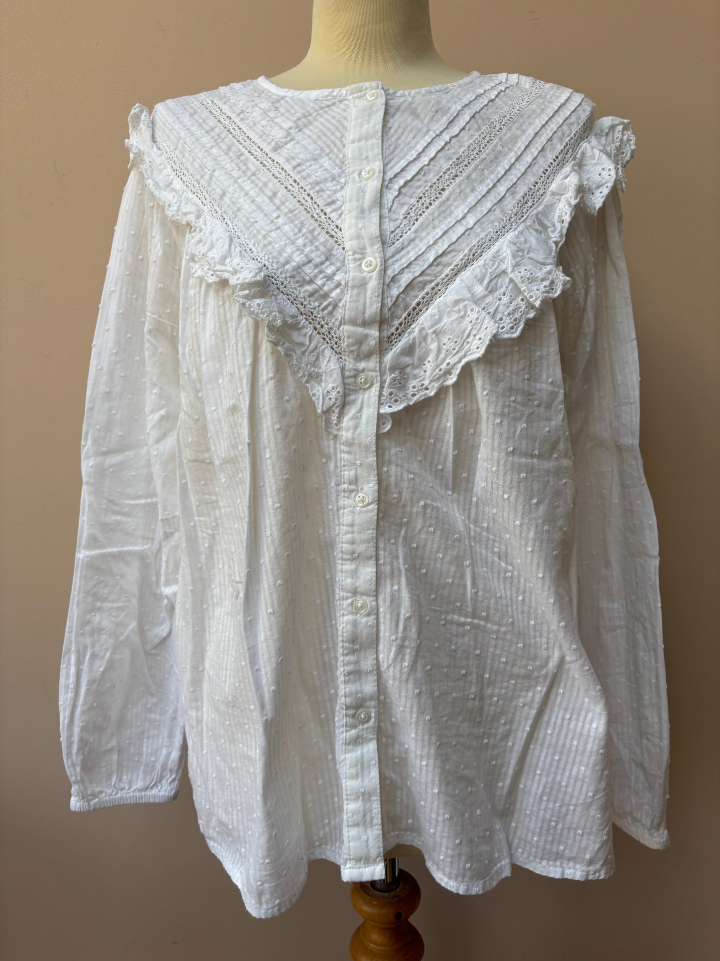 White cotton blouse size 14/16