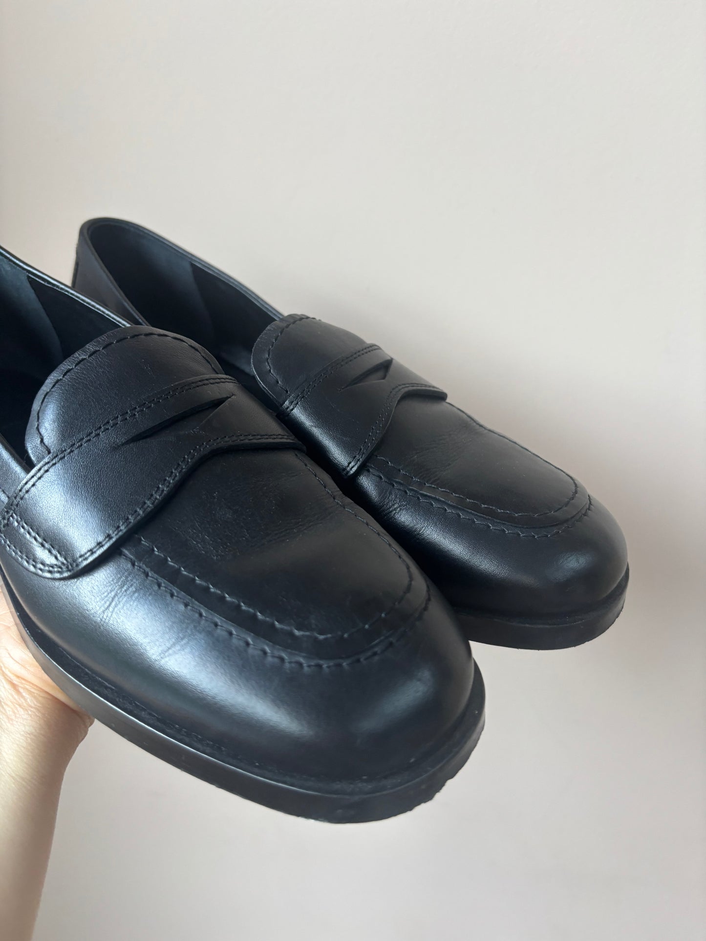 Black leather brogues size 5.5