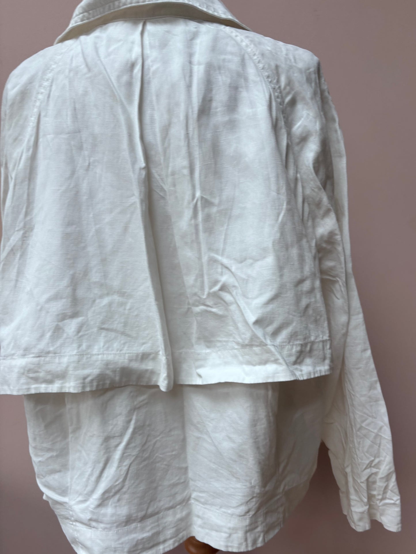 White 100% linen jacket size 14