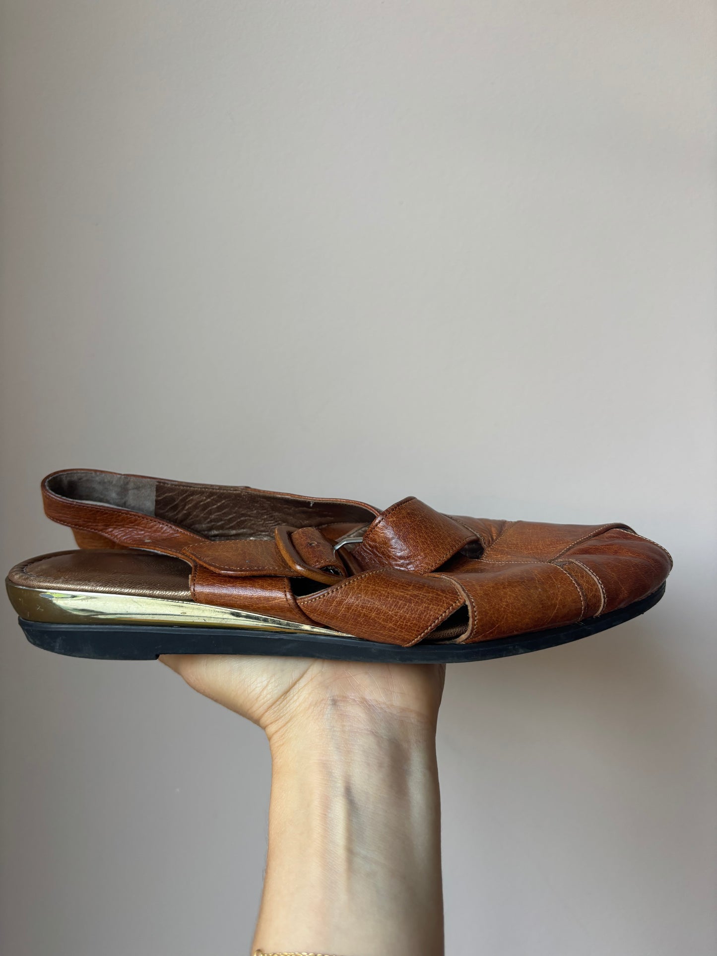 Vintage brown leather shoes size 5