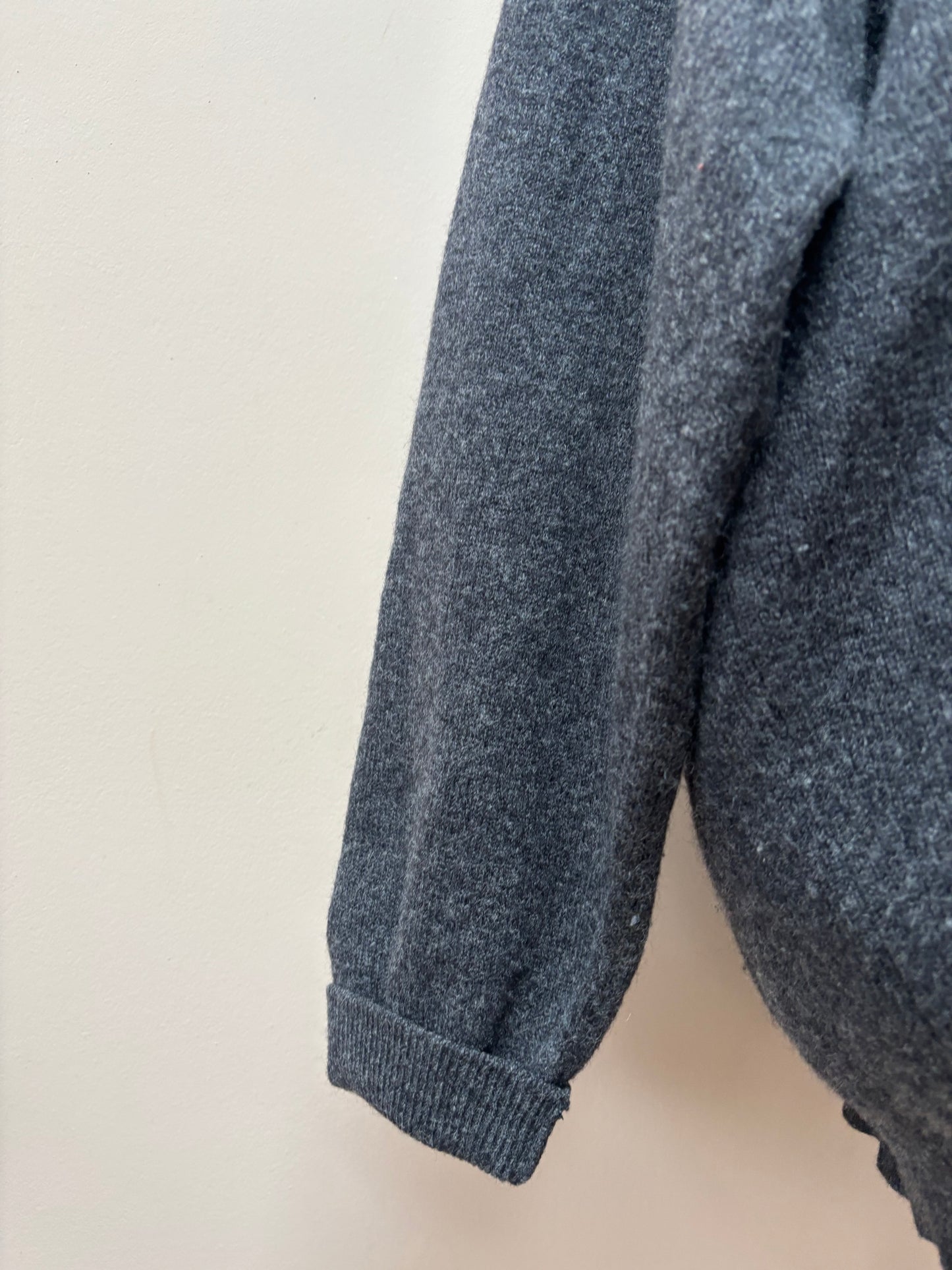 Vintage Pringle pure new wool jumper XL