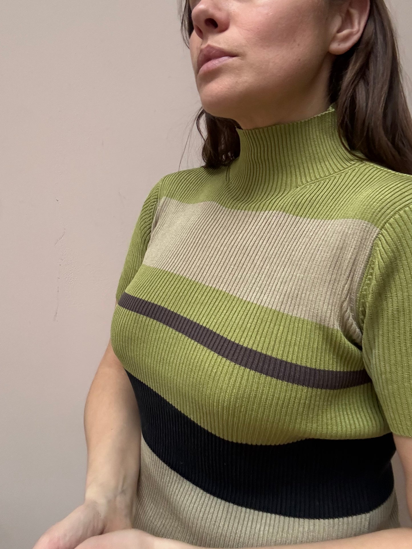 Vintage 100% silk top size Medium