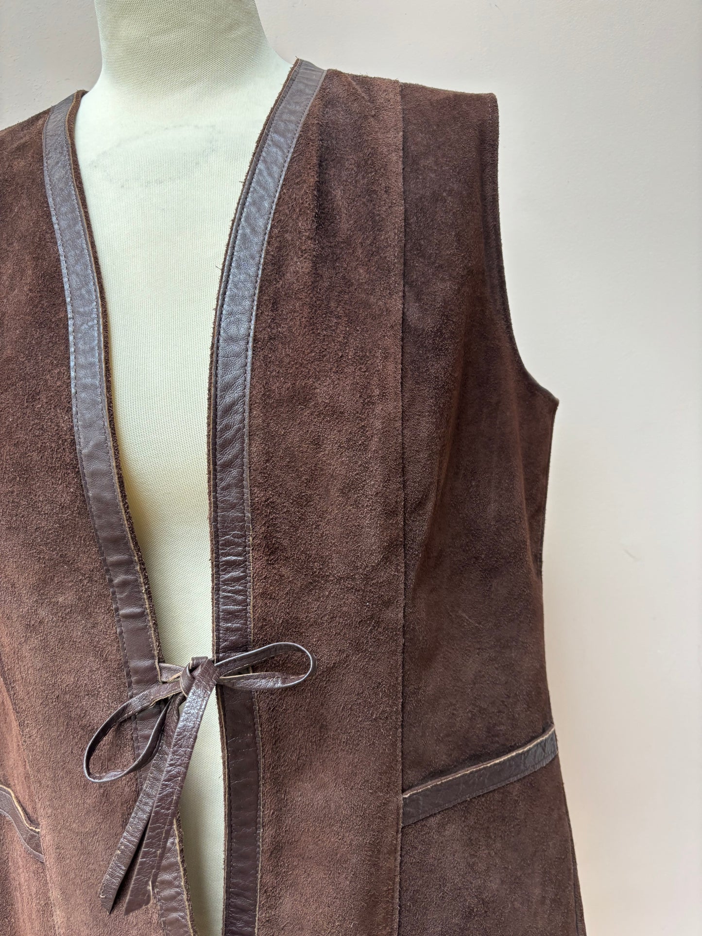 Vintage brown suede waistcoat size Medium