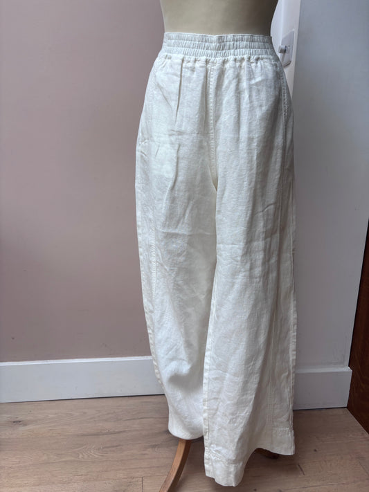 White 100% linen trousers size 16 BNWT