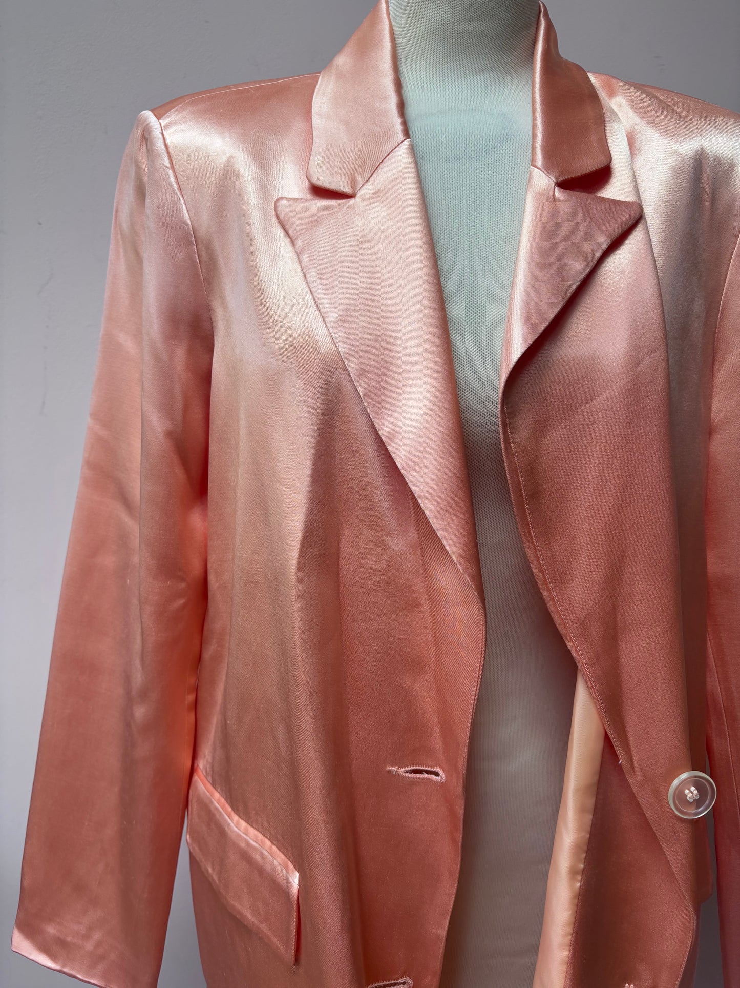 Salmon satin blazer size 12/14