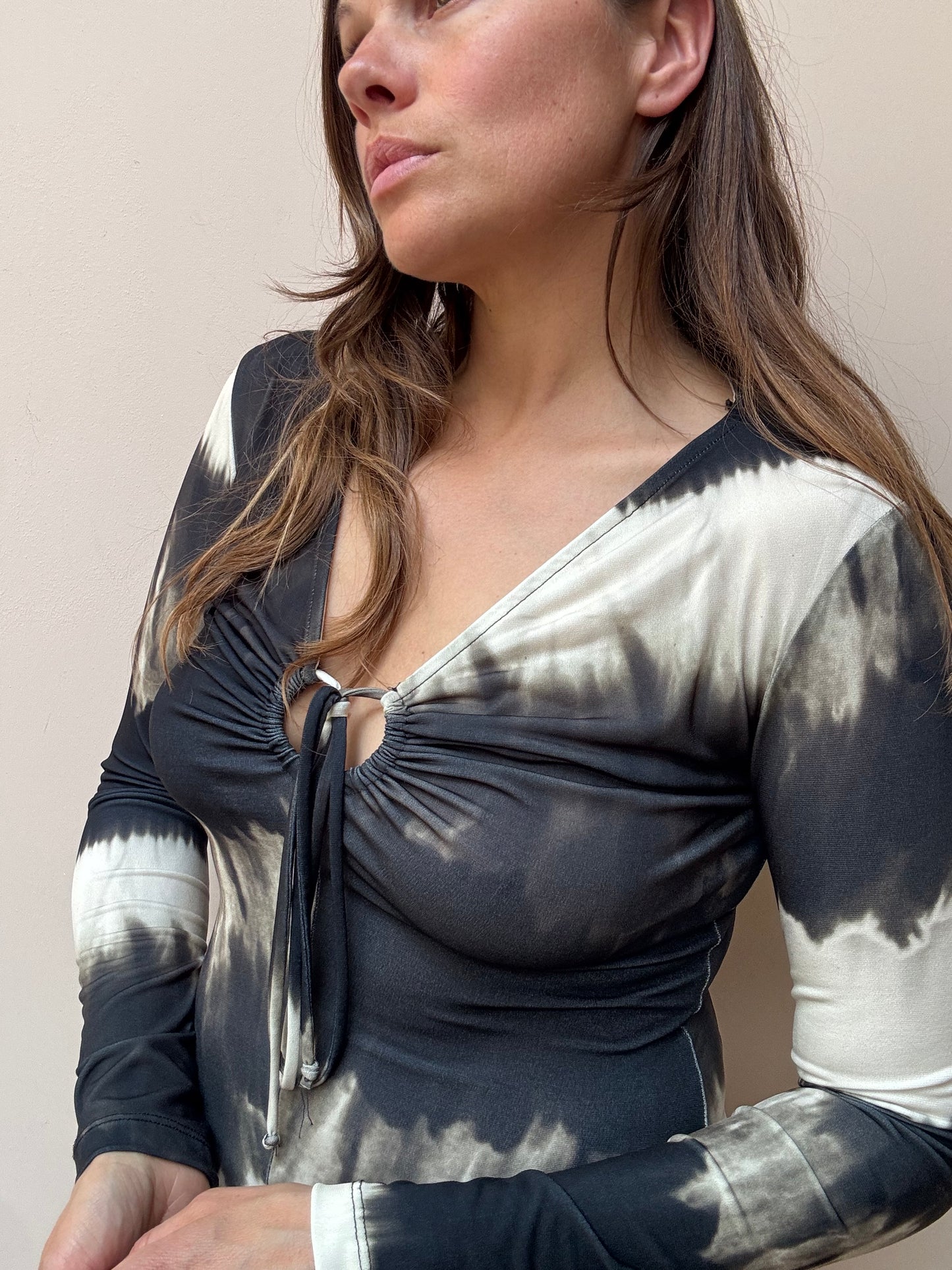 Print dress with tie front size Small