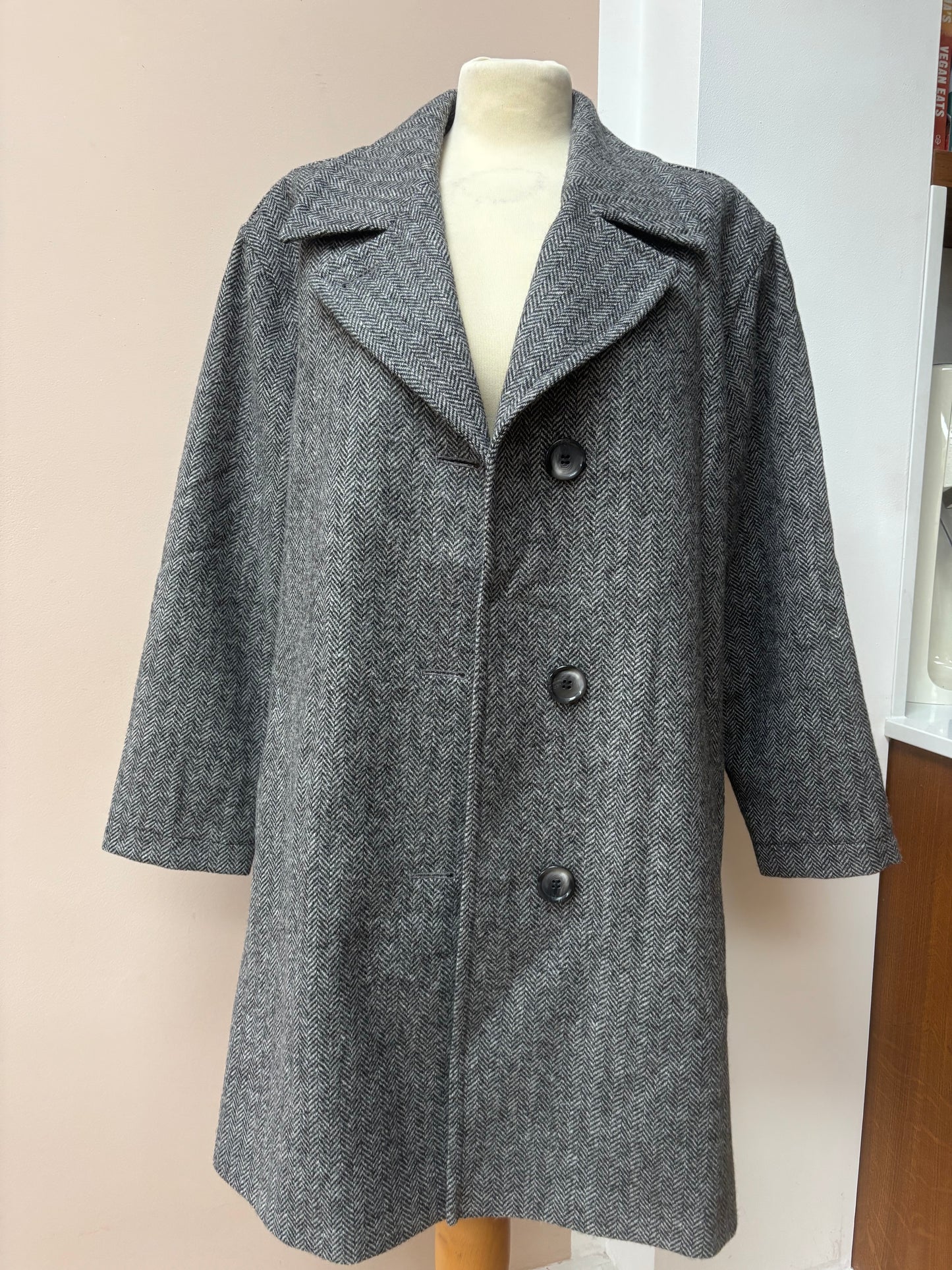 100% pure new wool coat size 14/18