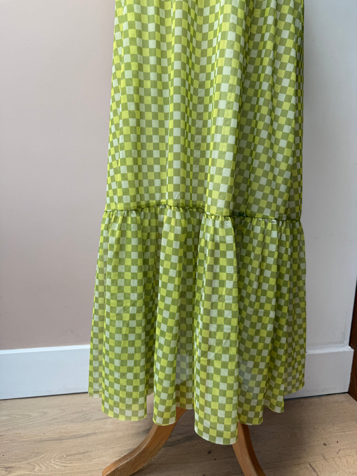 Baum und Pferdgarten check dress size L