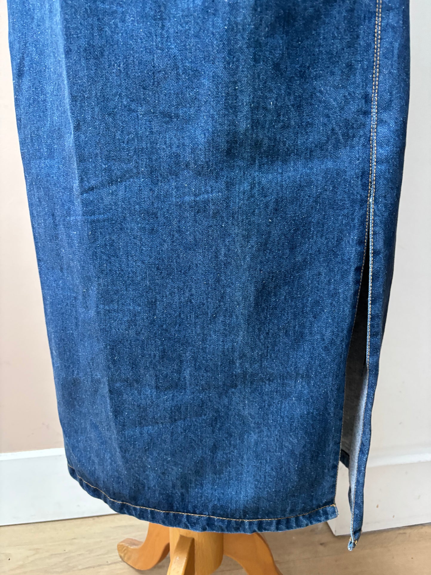 Vintage blue 100% cotton denim skirt size 10/12