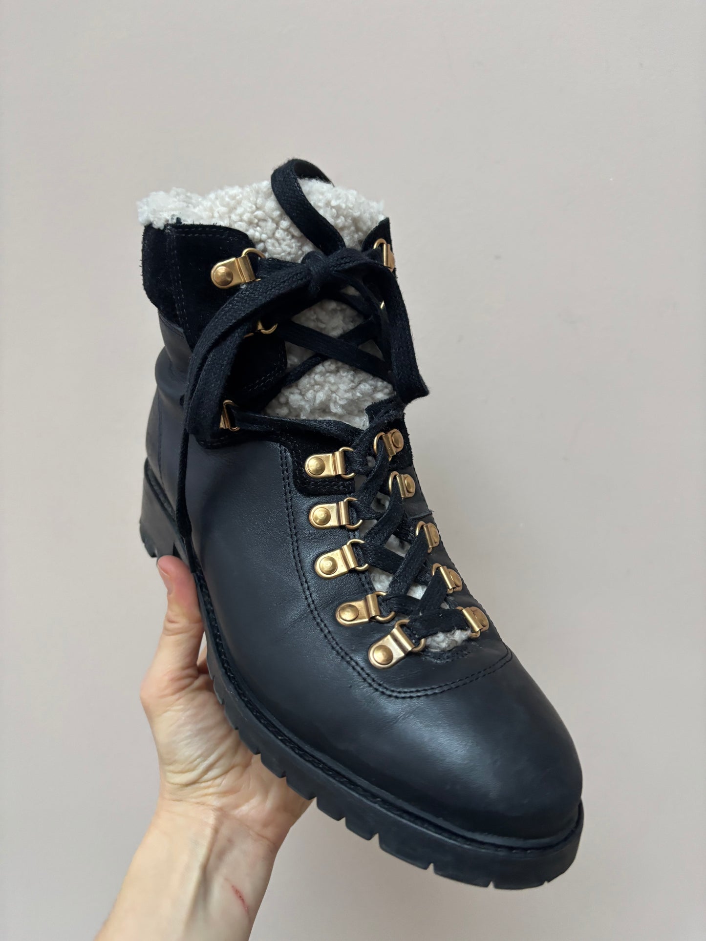 Anonymous Copenhagen black fleece lined leather boots size 41 (UK8)