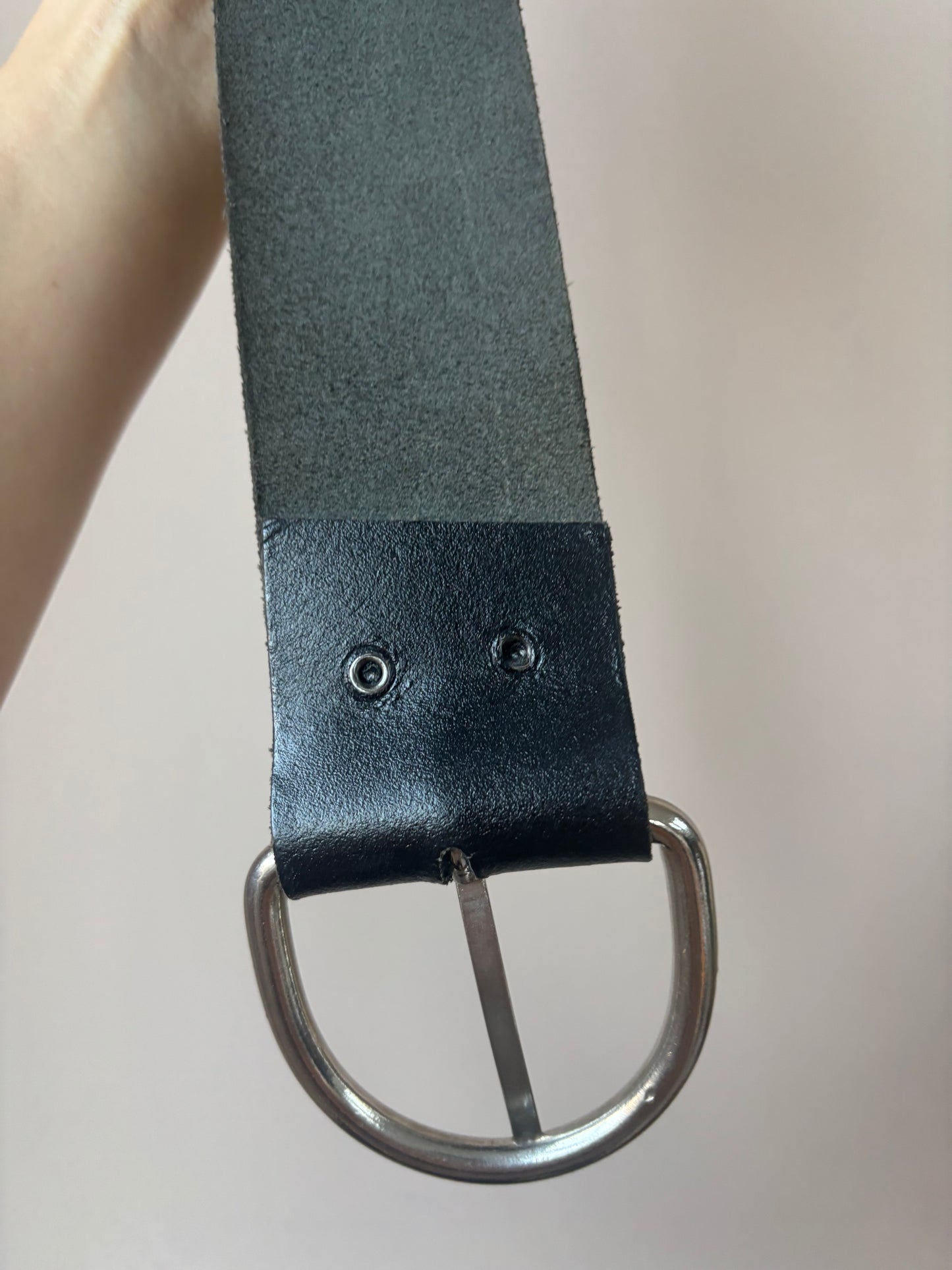 Wide black leather belt size Medium